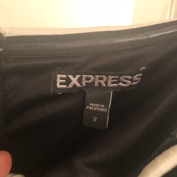 Express Black/White Dress - Picture 2 of 8
